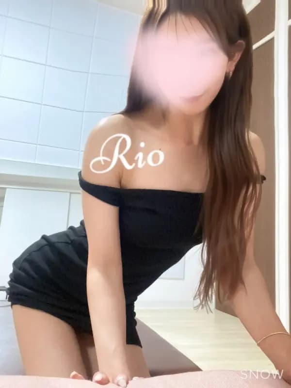芹澤りおさんのプロフィール｜五反田・目黒・恵比寿・田町メンズエステ｜Bella Donna