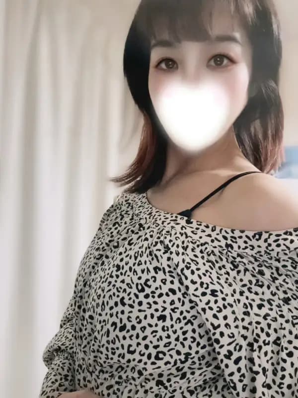 如月こゆきさんのプロフィール｜五反田・目黒・恵比寿・田町メンズエステ｜Bella Donna