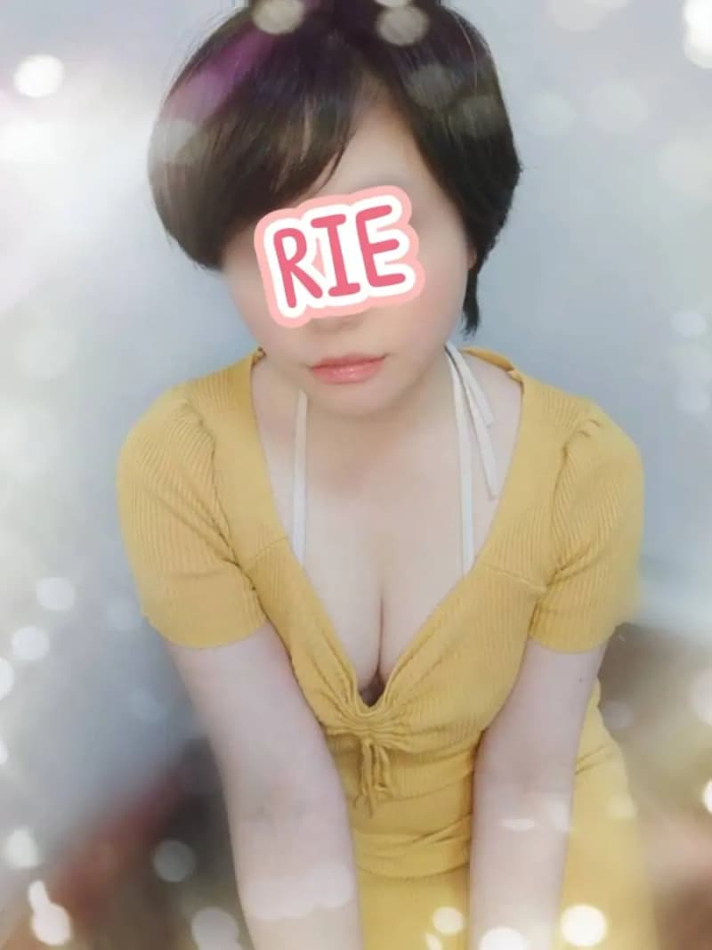 新人りえ