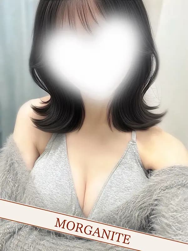乙葉ゆな