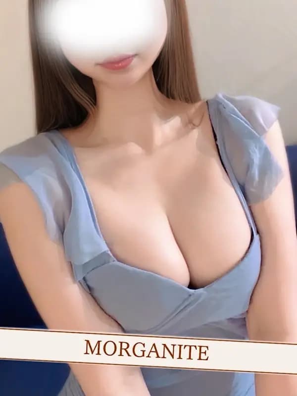 白咲るな