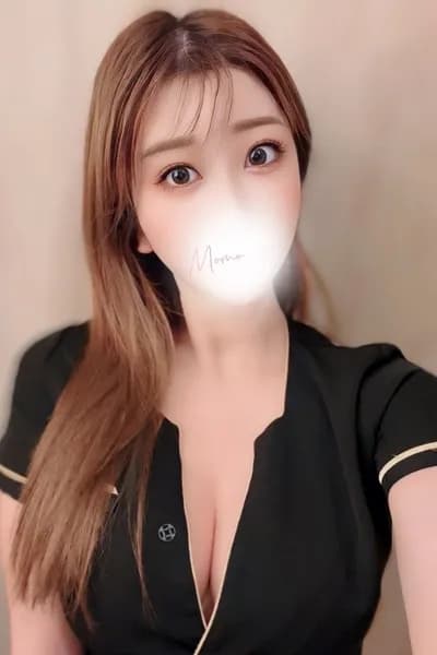 椎名 もも