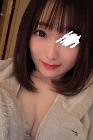 有栖川えま