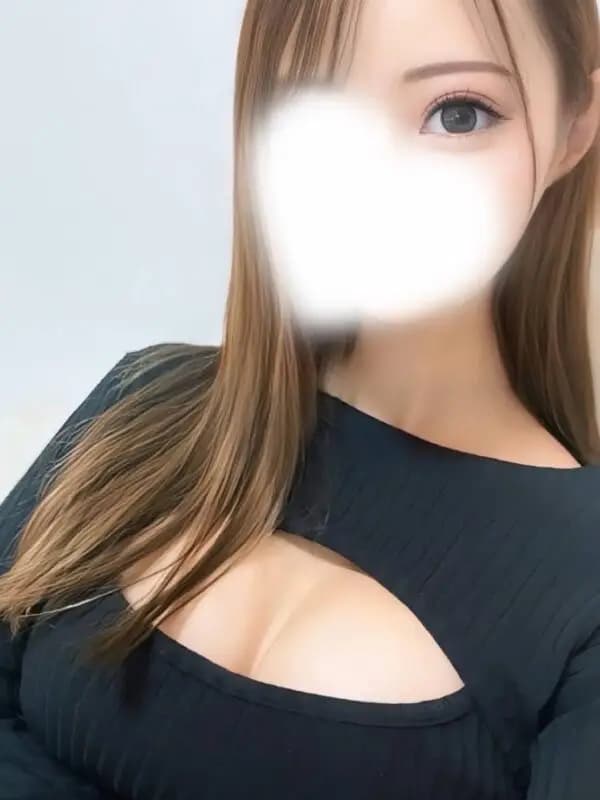 篠田くるみ