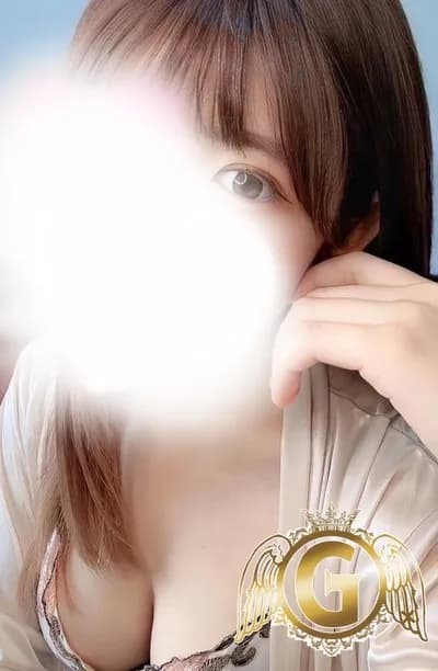 秋吉なぎさ