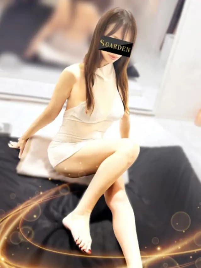 新木すみれ