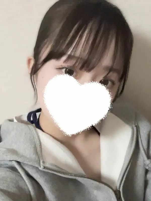 香月もも（かづきもも）