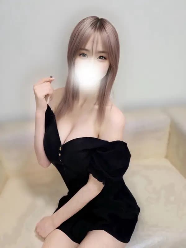 月城ひなた
