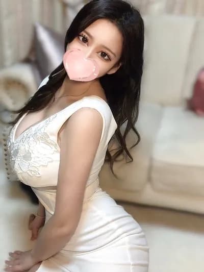 ここな【攻め攻めまくるギラギラGカップギャル♡】 のプロフィール | Eden | 〜エデン〜