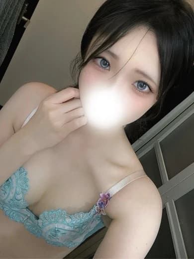 秋葉原のメンズエステなら『AROMA CROWN-アロマクラウン-』 | SS級しずく プロフィール