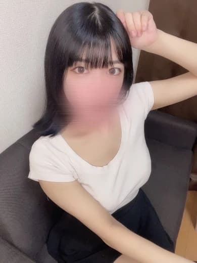 秋葉原のメンズエステなら『AROMA CROWN-アロマクラウン-』 | SS級美少女まりん プロフィール