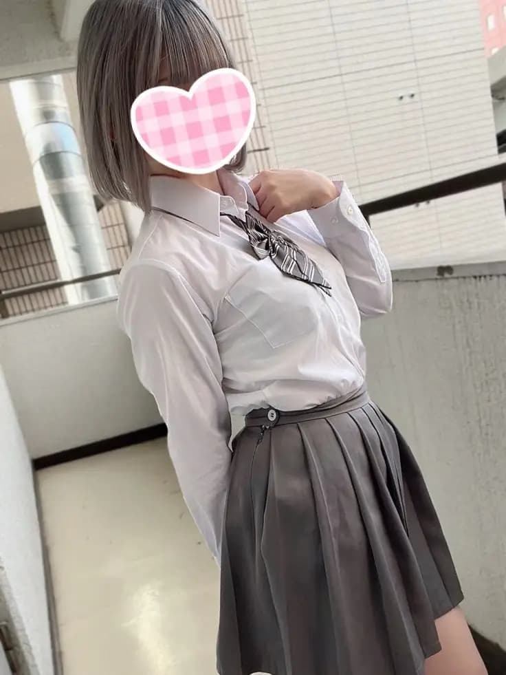 つぐみプロフィール|池袋美少女リフレ|キャンクロ『Cam:Clo』