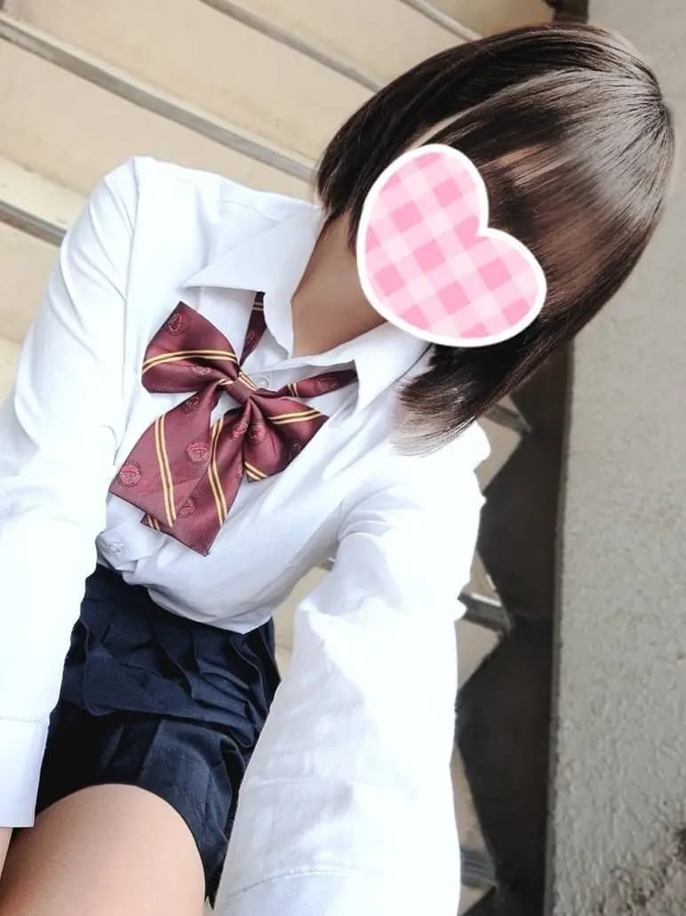 あむプロフィール|池袋美少女リフレ|キャンクロ『Cam:Clo』