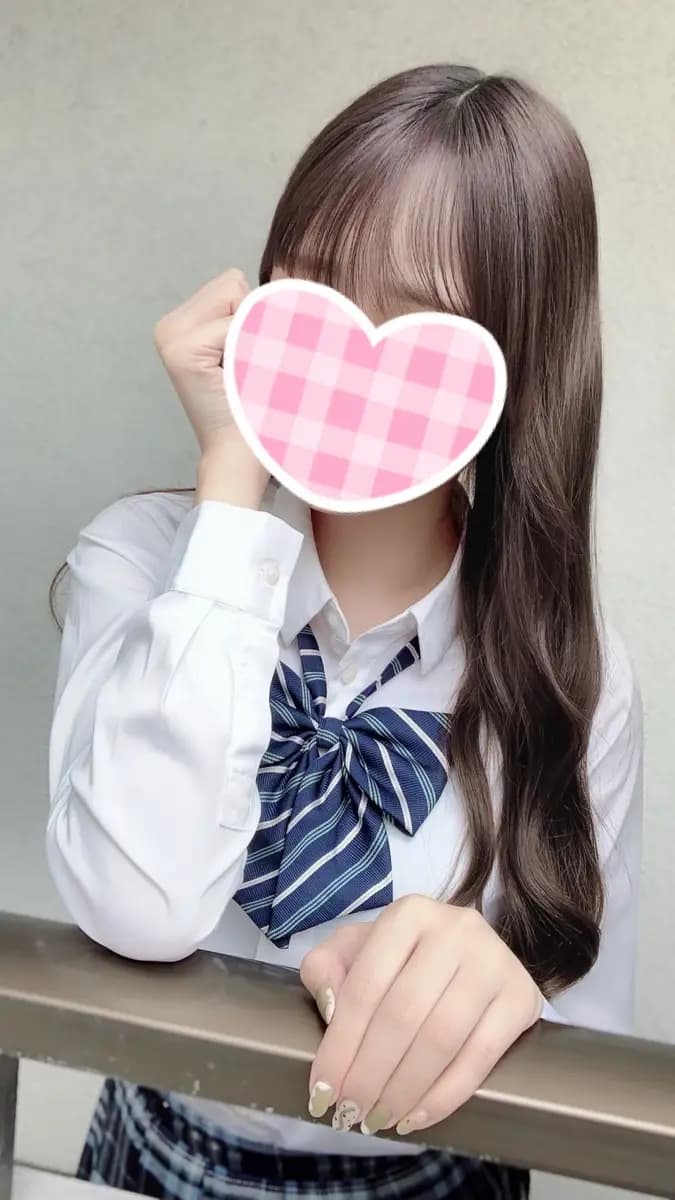 みいなプロフィール|池袋美少女リフレ|キャンクロ『Cam:Clo』