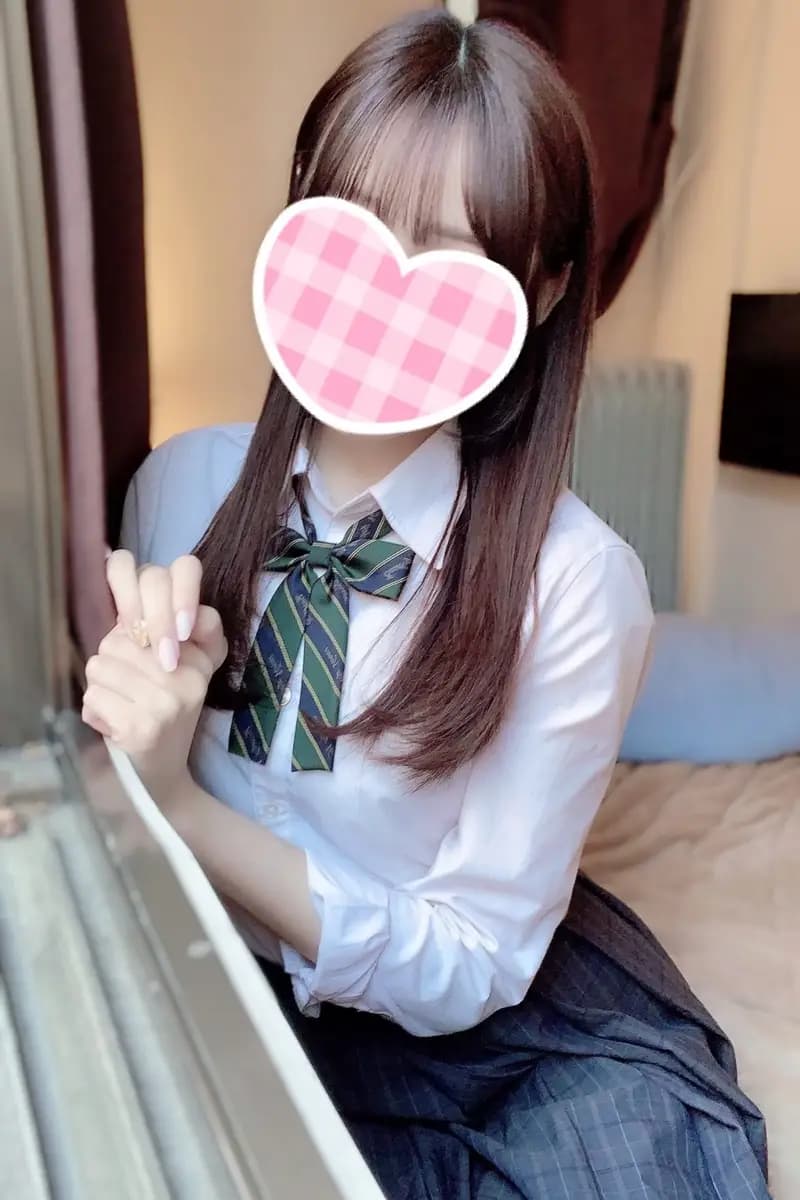 ひよりプロフィール|池袋美少女リフレ|キャンクロ『Cam:Clo』
