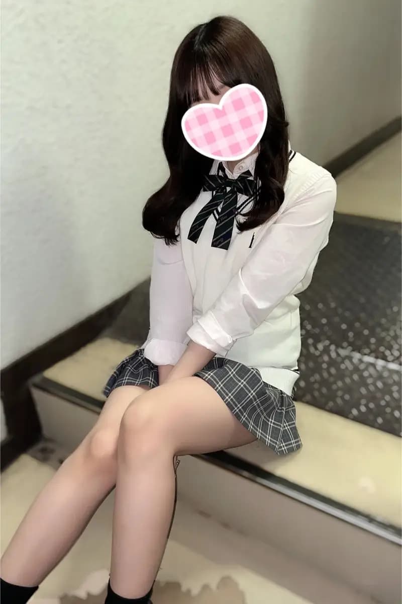 ひよりプロフィール|池袋美少女リフレ|キャンクロ『Cam:Clo』