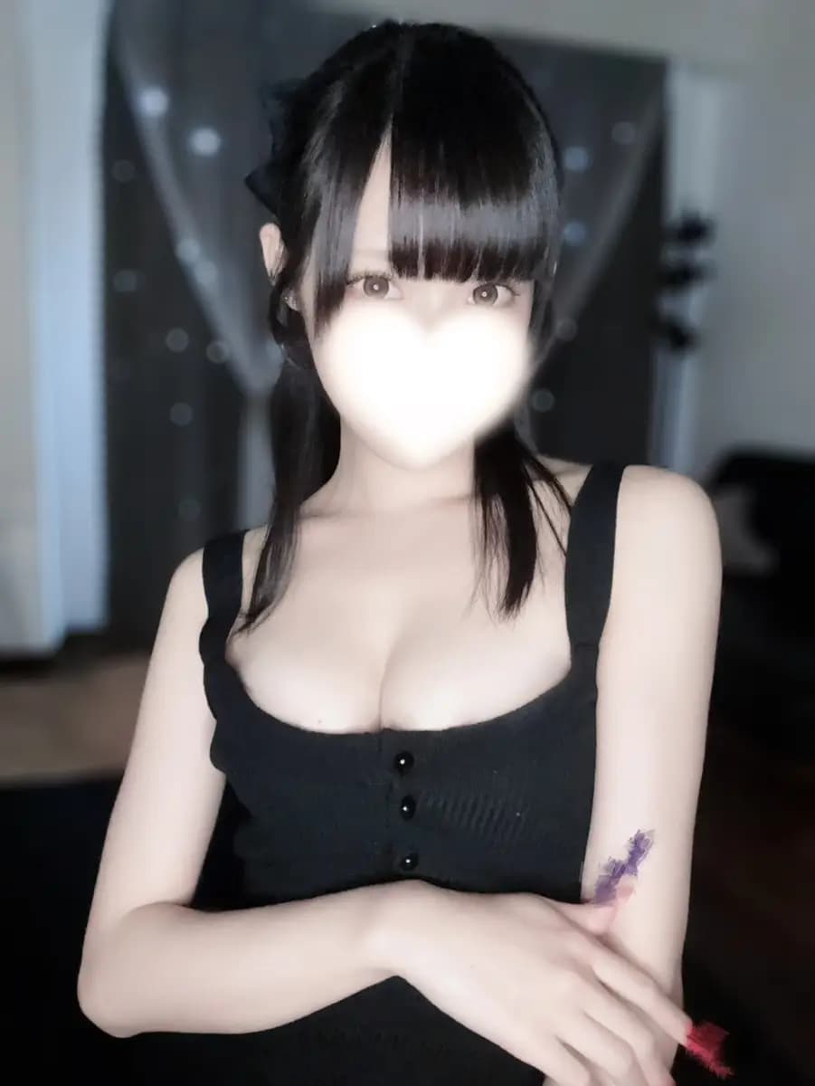 村瀬しのプロフィール|恵比寿・横浜・関内・藤沢メンズエステ『LIORA(リオラ)』