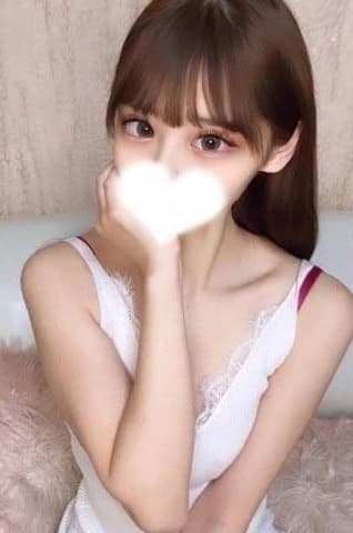 綾瀬ひなプロフィール|恵比寿・横浜・関内・藤沢メンズエステ『LIORA(リオラ)』