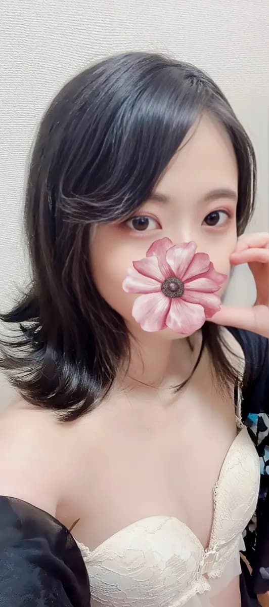 月島まなプロフィール|恵比寿・横浜・関内・藤沢メンズエステ『LIORA(リオラ)』