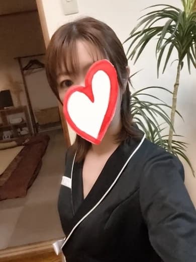 成田のメンズエステ アロマジェントリー成田店 | 上原りな プロフィール