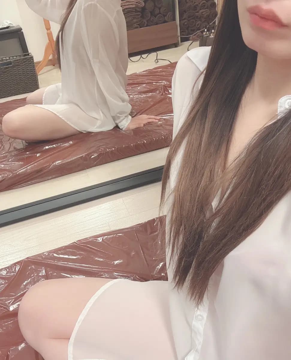 高山さきプロフィール|埼玉県 大宮 メンズエステ『Aroma Luana(アロマルアナ)』