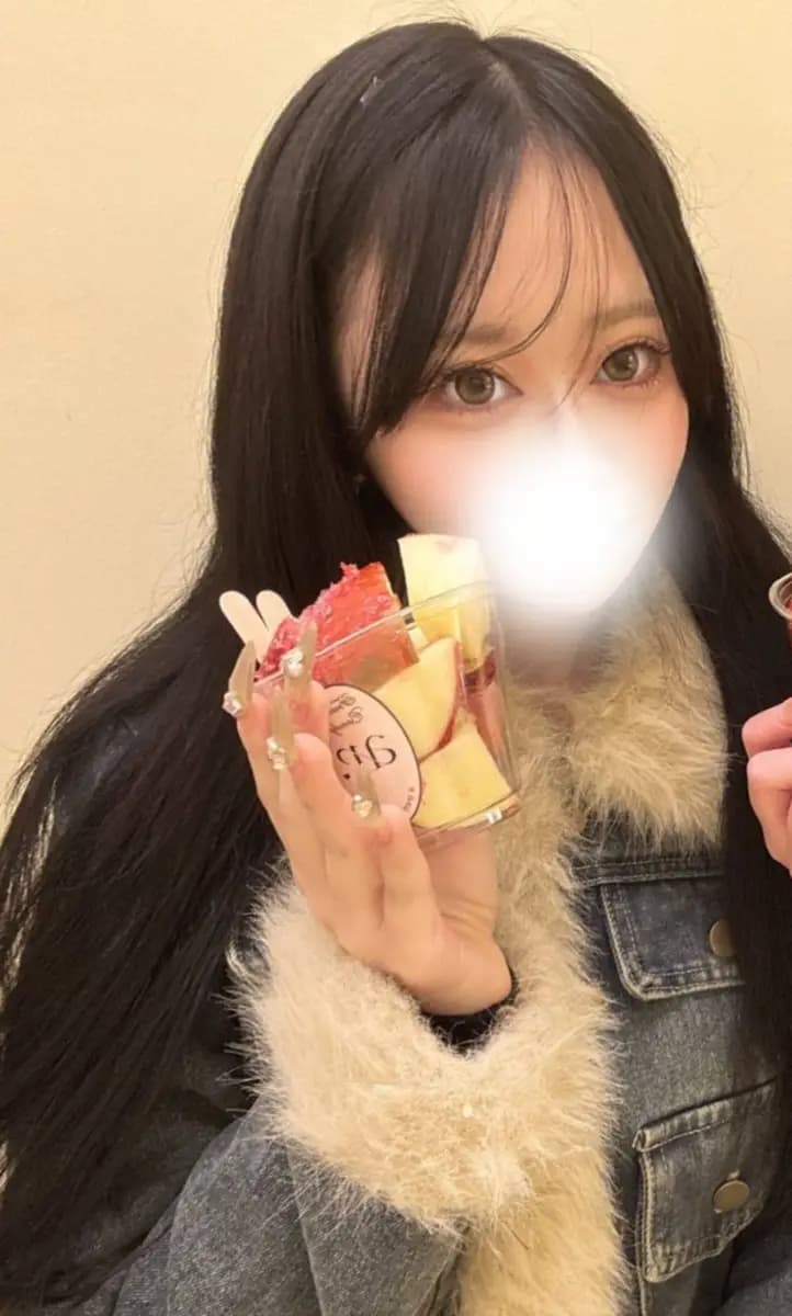 スタッフ あいな プロフィール|愛知 名古屋 メンズエステ 『Amoureux(アムアージュ)』