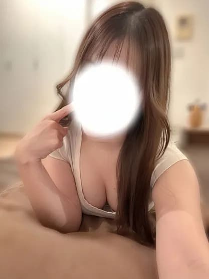 花井なぎさんのプロフィール|メンズエステ ラグタイム秋葉原