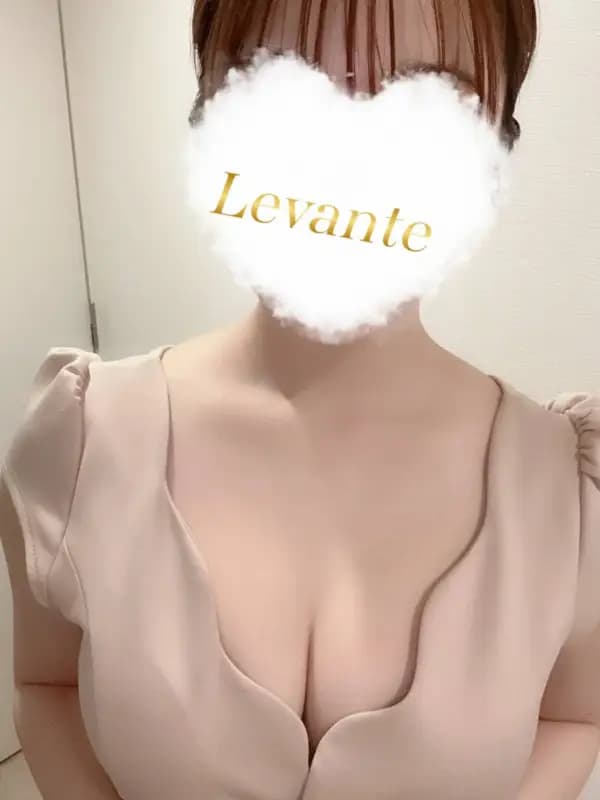 代々木ここさんのプロフィール|新宿・代々木メンズエステ|Aroma Levante(アロマレバンテ)