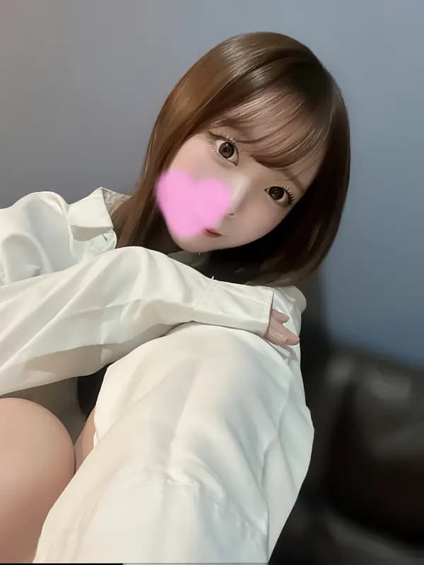 安達ゆなさんのプロフィール|新宿・代々木メンズエステ|Aroma Levante(アロマレバンテ)