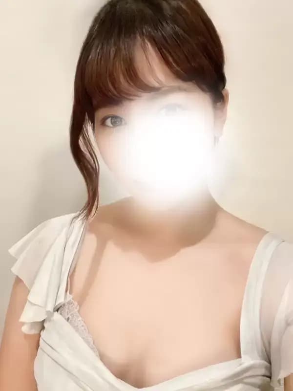 セラピスト 優木ふみ |新橋メンズエステ relax tokyo リラックス東京