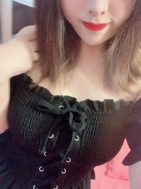 菊池真里亜|品川・上野のメンズエステサロン「Candy Spa (キャンディースパ)」|アロママッサージリラクゼーション