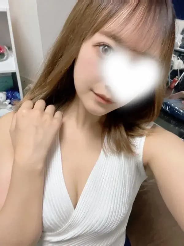川瀬 なつな|大宮、船橋 メンズエステ | Diamond Rouge -ダイヤモンドルージュ-