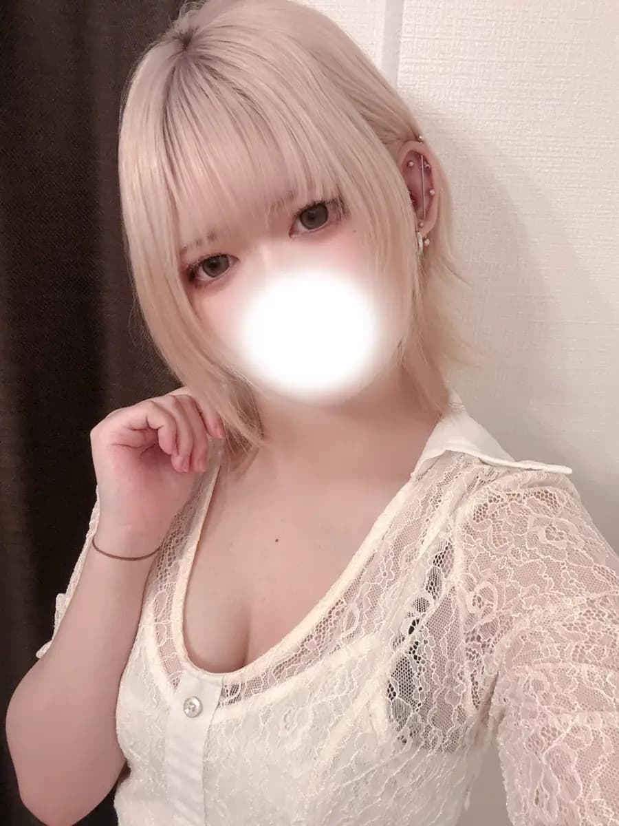 りお プロフィール|新大阪/西中島 メンズエステ『極SPA』