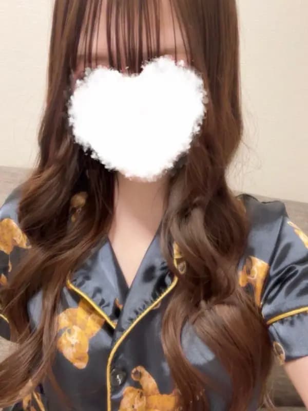 ひなのプロフィール|鹿児島市メンズエステ『ソフトクリーム』