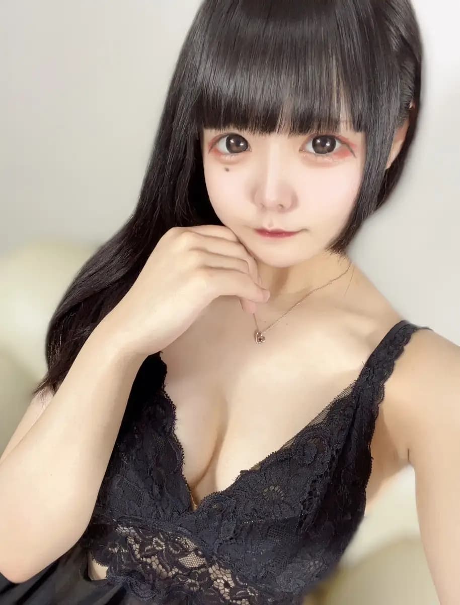 しのプロフィール|名古屋、名駅、栄、金山、メンズエステ『sirena(シレーナ)』