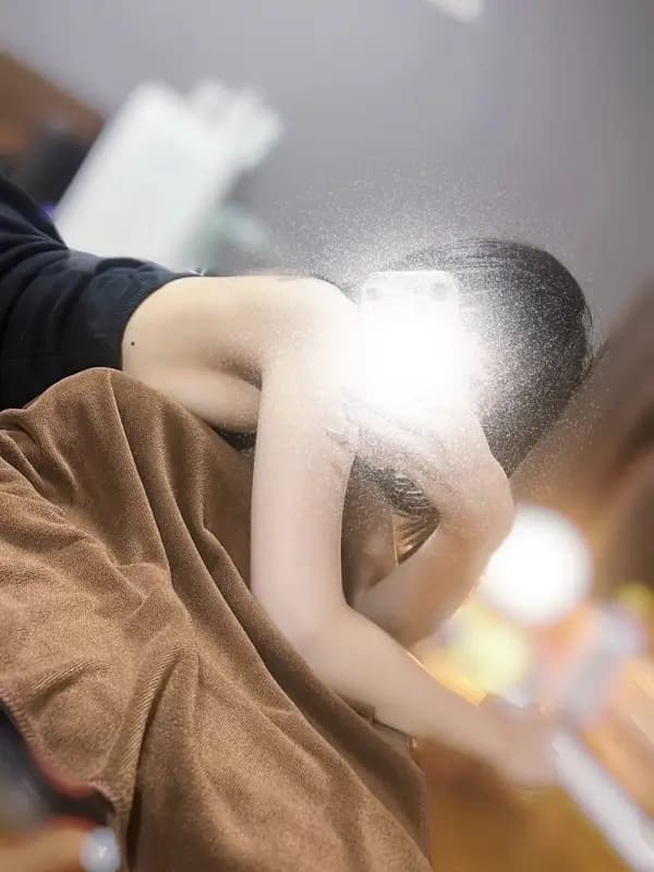 ひよりさんのプロフィール|相模大野 メンズエステ|ホールインワン