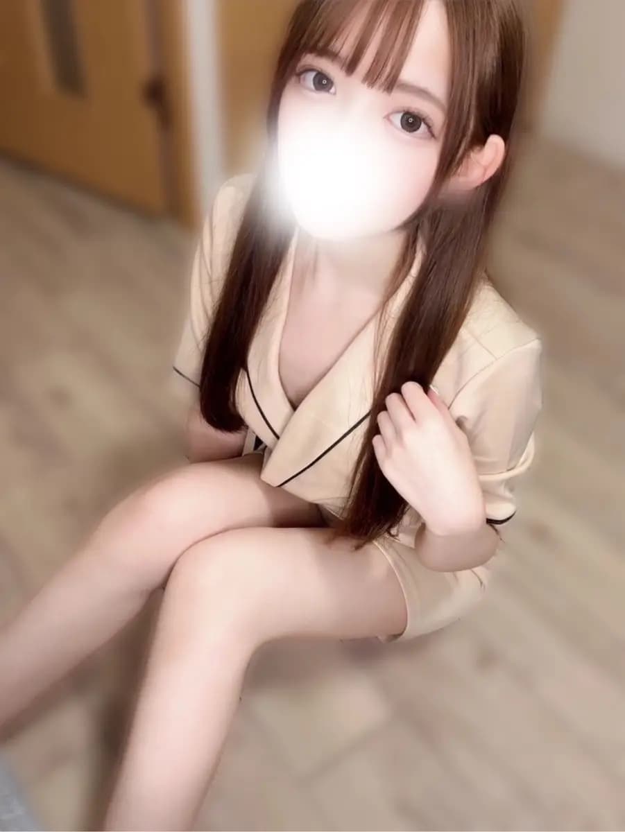 星野もな プロフィール|神奈川 武蔵小杉 メンズエステ『LUXENTIQUE—ラグザンティーク』