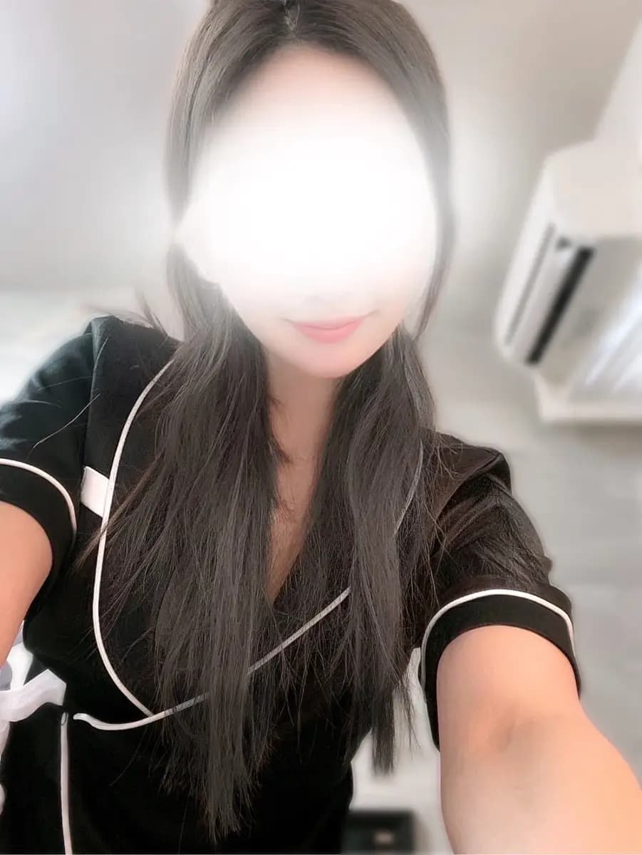 松本まき プロフィール|神奈川 武蔵小杉 メンズエステ『LUXENTIQUE—ラグザンティーク』