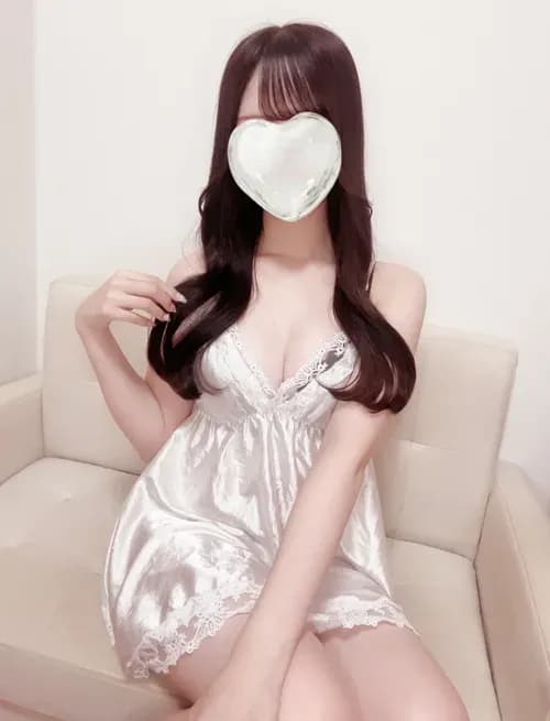 さらら〜モデル級の雰囲気 | セラピスト一覧 | 京都メンズエステ フェアリーベイ 京都駅5分 完全個室&オイルマッサージ 初回割あり