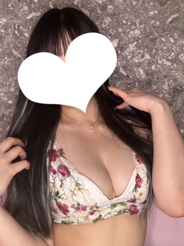 かれんさんのプロフィール|越谷メンズエステ|RedRibbon(レッドリボン)越谷