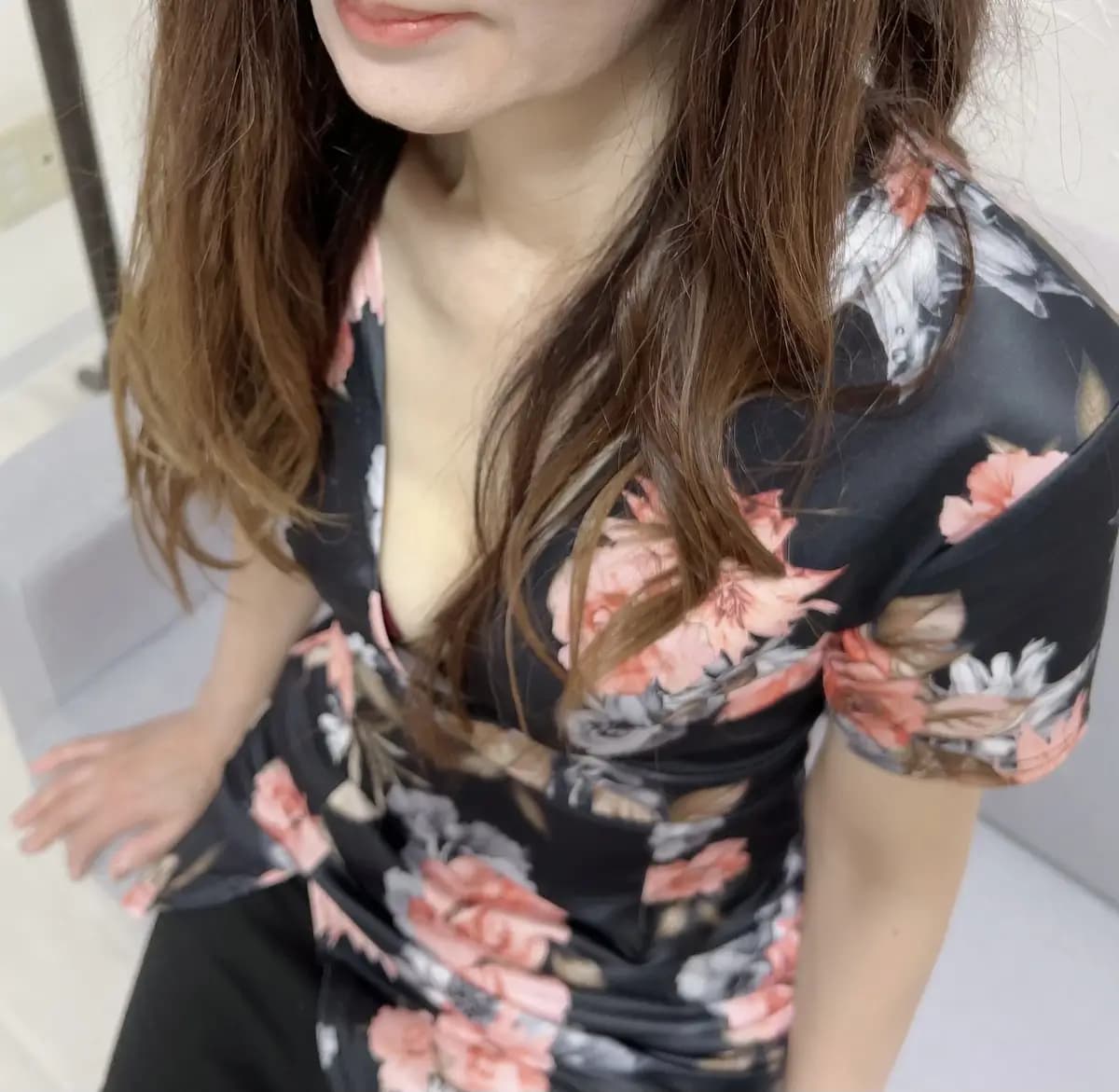 しらゆり夫人プロフィール|広島県 広島市 メンズエステ『メンズアロマ広島人妻さん』