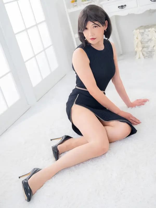 三咲さおりさんのプロフィール|東京・新橋・銀座発 個室&出張ニューハーフメンズエステ|Lihtways《ライトウェイズ》