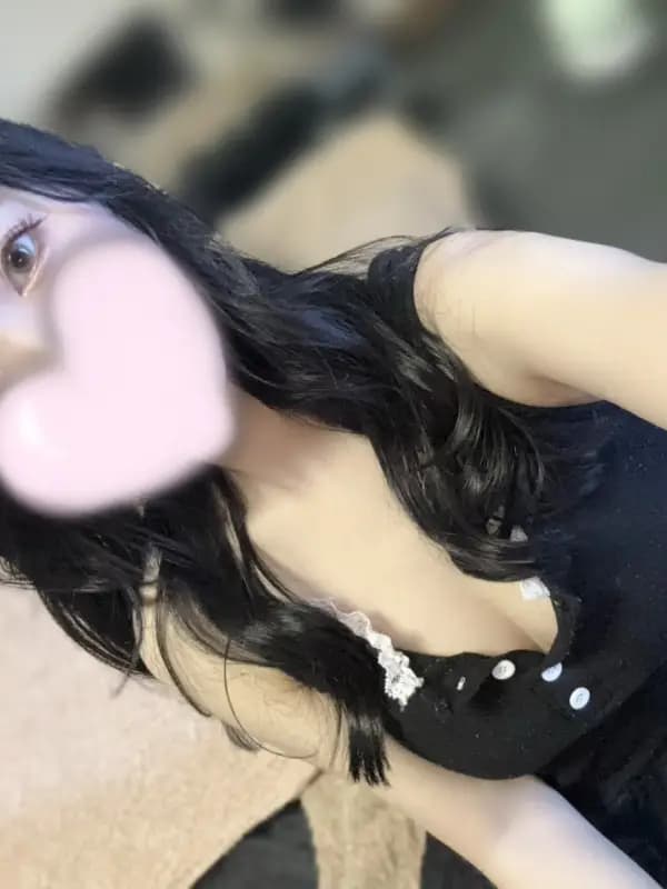 るなさんのプロフィール|完全個室プライベートサロン。門前仲町のメンズエステ愛好家から愛されております。メンエス初心者男性や、メンエス通からも支持を受けてます。リラックスと癒しの空間を提供。|ゴッド・ブレス《GOD BLESS》東京・門前仲町メンズエステ店