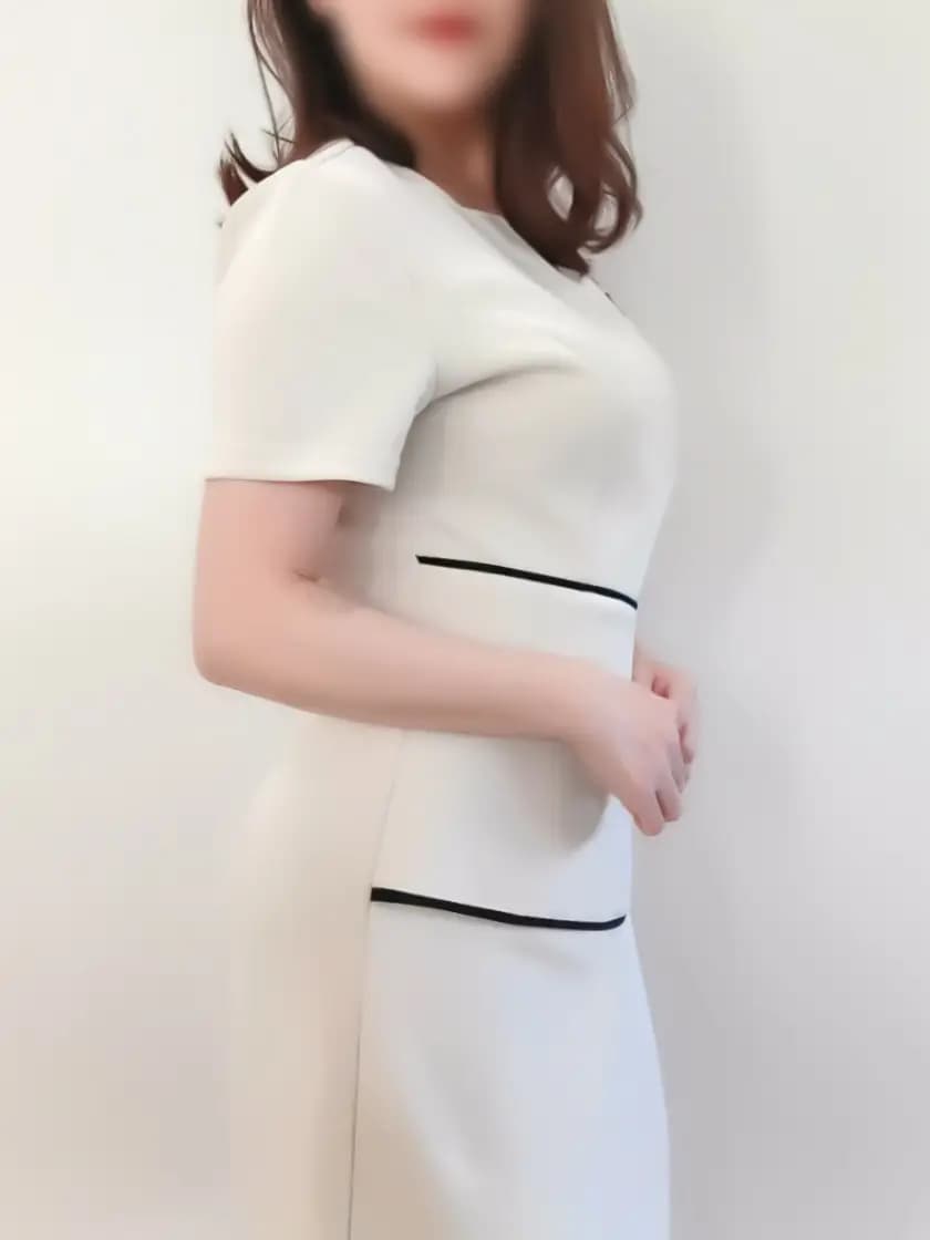 かれんプロフィール|博多 メンズエステ『MOTHERS』