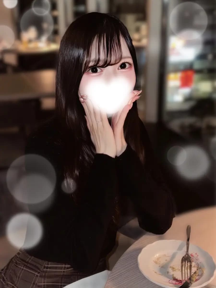 一ノ瀬あゆ プロフィール|秋葉原 神田 メンズエステ 『めろめろ♡spa秘密基地』