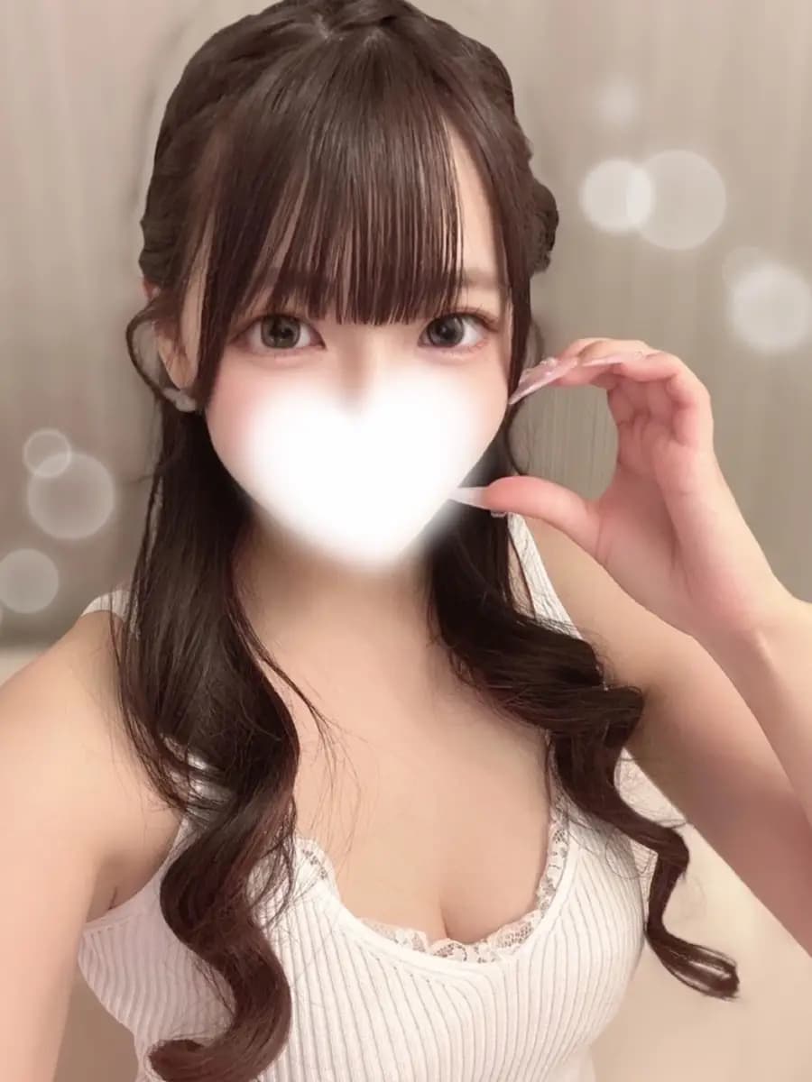 水瀬ももな プロフィール|秋葉原 神田 メンズエステ 『めろめろ♡spa秘密基地』