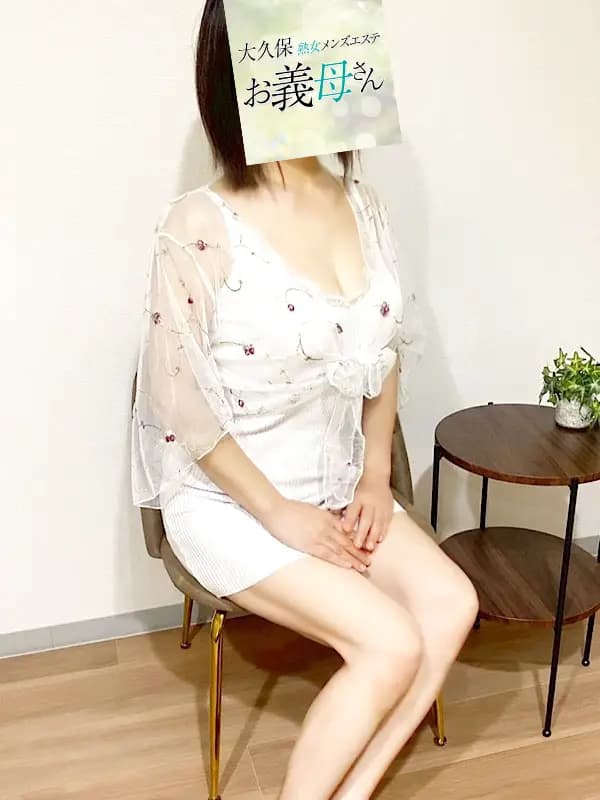 弥生さんのプロフィール|50代以上のホスピタリティ|お義母さん大久保店