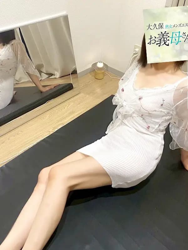 弥生さんのプロフィール|50代以上のホスピタリティ|お義母さん大久保店