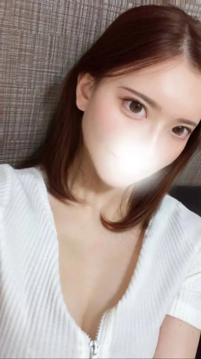 蛯原あん プロフィール|下北沢・笹塚 メンズエステ 『椿-oil-』
