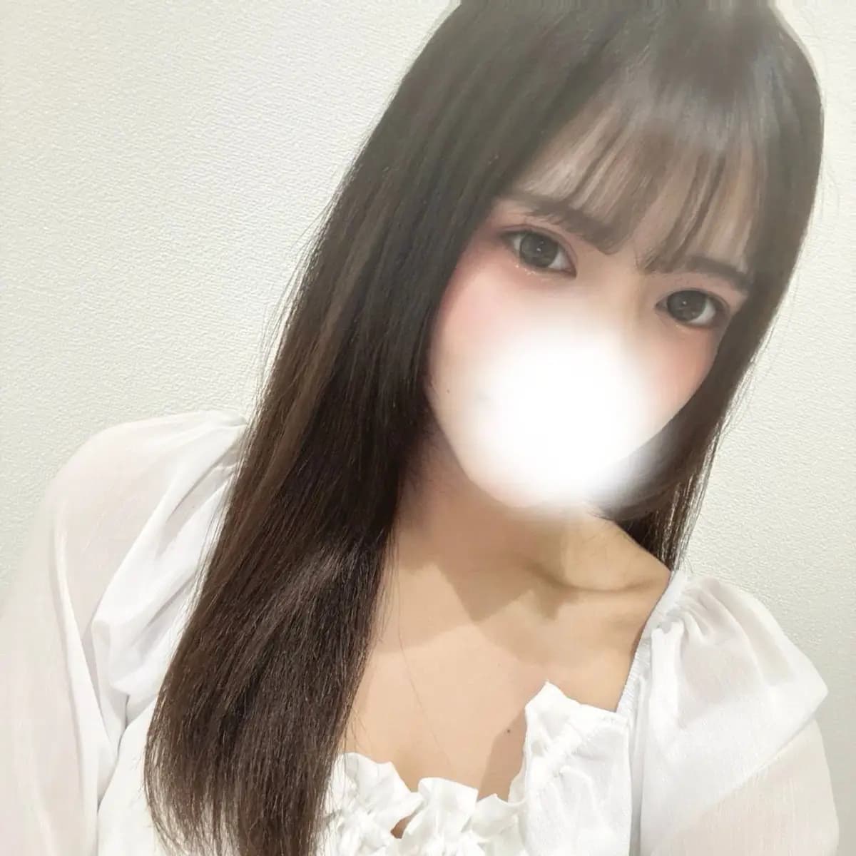 三上まじゅ プロフィール|下北沢・笹塚 メンズエステ 『椿-oil-』
